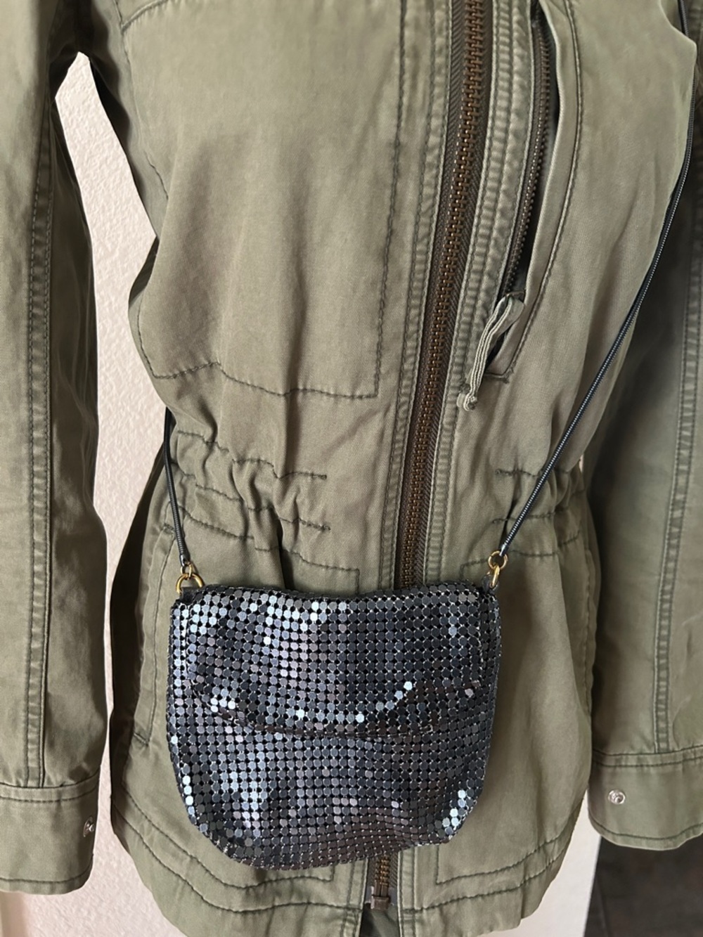 Wollman Vintage Metallic Bag Mesh Australia Crossbody Silver Gray Small Festival